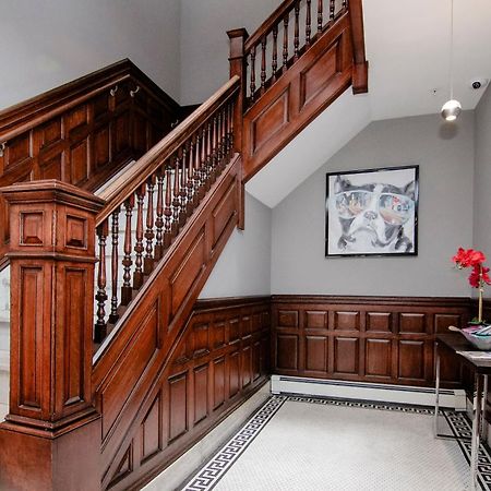 A Stylish Stay W/ A Queen Bed, Heated Floors.. #14 Brookline Exterior photo