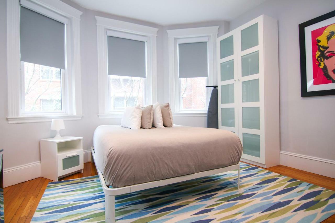 A Stylish Stay W/ A Queen Bed, Heated Floors.. #14 Brookline Exterior photo